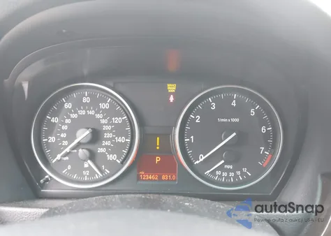 2010 BMW 328I z USA, uszkodzony, nr VIN WBAPH7G57ANM48447